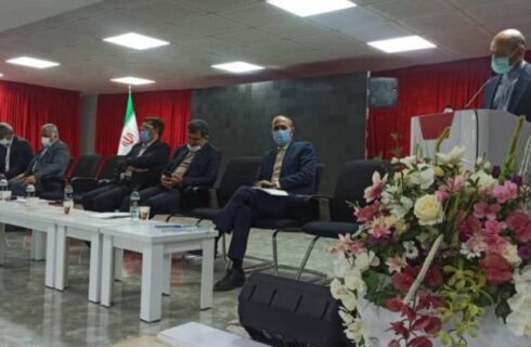 تبدیل وضعیت ۱۳۹ نفر از پرسنل خانواده ایثارگران در فولاد اکسین خوزستان انجام شد